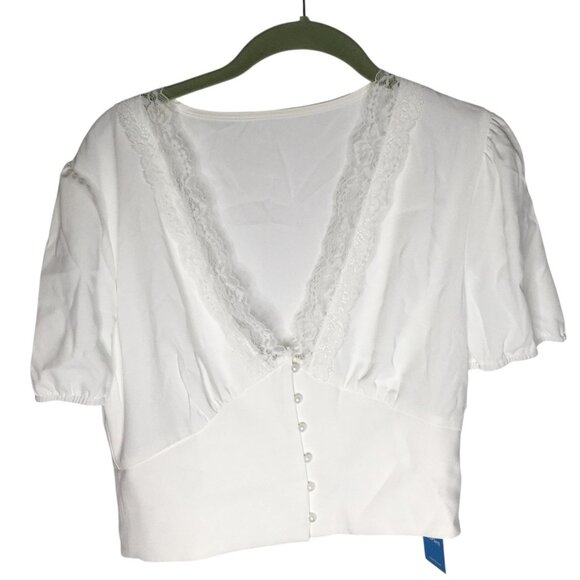 feminine  Babydoll Cropped Top Womens Sz L White Lace V Neck Angelcore dainty - Picture 4 of 16